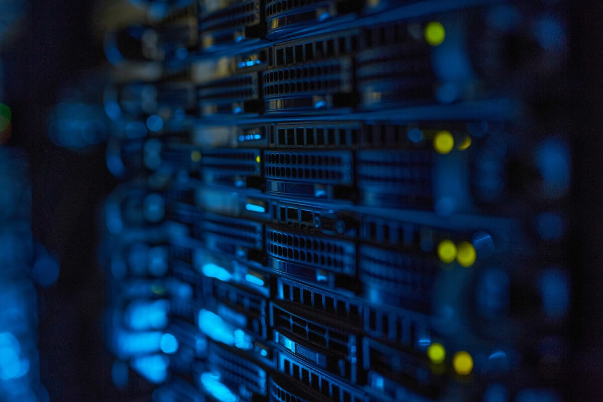 VPS vs Dedicated Servers - Which is Right for Your Website or Business?